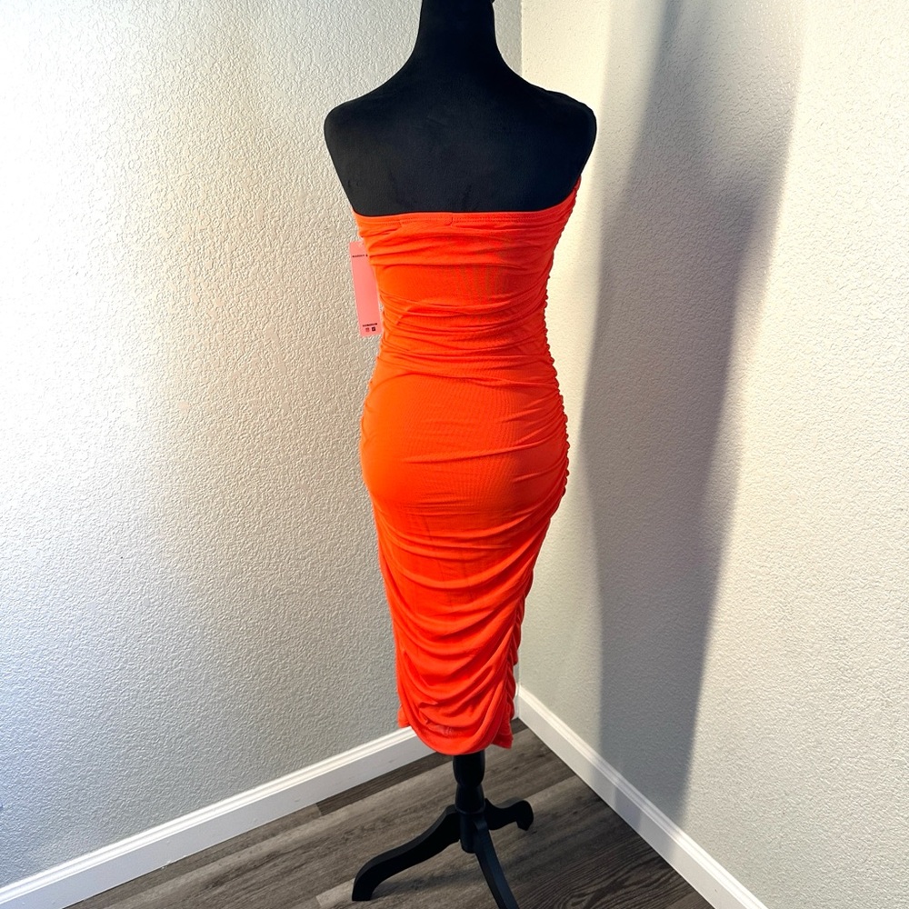 Madden Girl Vibrant Orange Strapless Bodycon Midi Dress - Picture 5 of 6